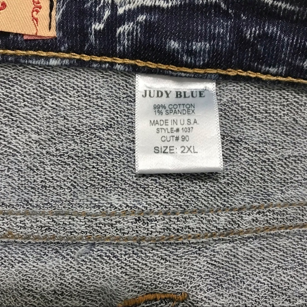 Judy Blue Distressed Jean Shorts Size 2XL Raw Hem Denim Acid Wash Cutoff… - Picture 3 of 13